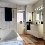 דירה Ehnernviertel - Zentral, Ruhig, 3 Schlafzimmer, Wlan, Terrasse *
